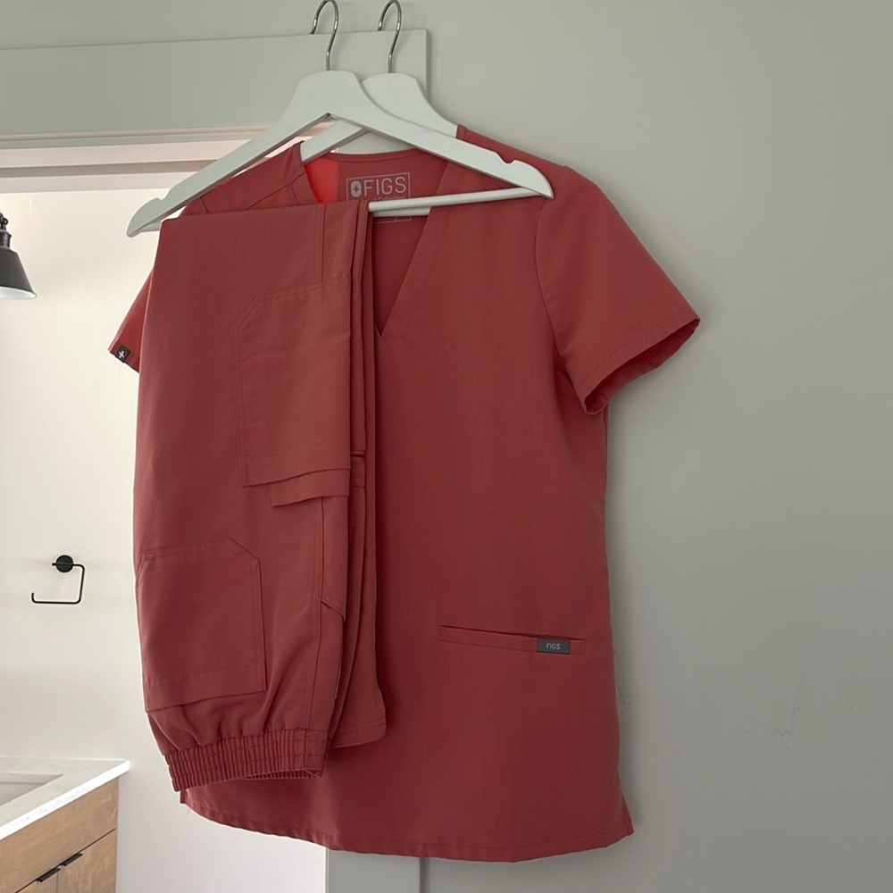 FIGS Scrubs